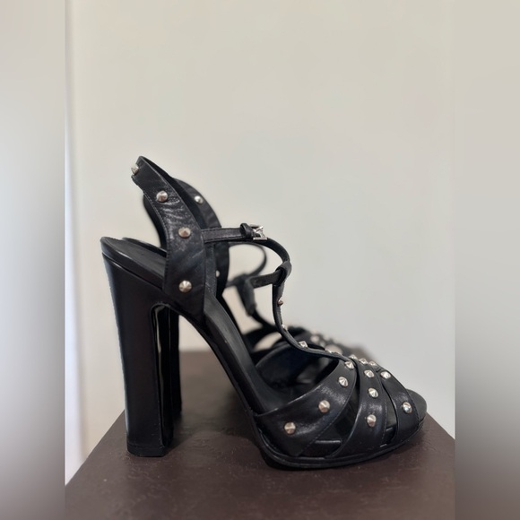 Gucci Black Leather Studded Block Heel Ankle T-Strap Sandals Pumps size 39 - Picture 3 of 9